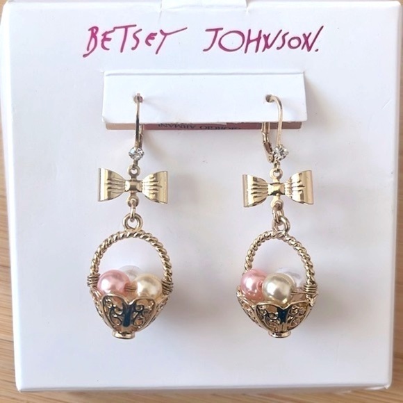 Brand New Betsey Johnson Easter Egg Basket Gold Tone Spring Bows Drop Earrings - Picture 2 of 14